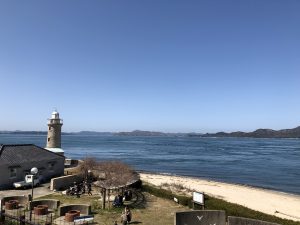 写真：男木島灯台キャンプ場